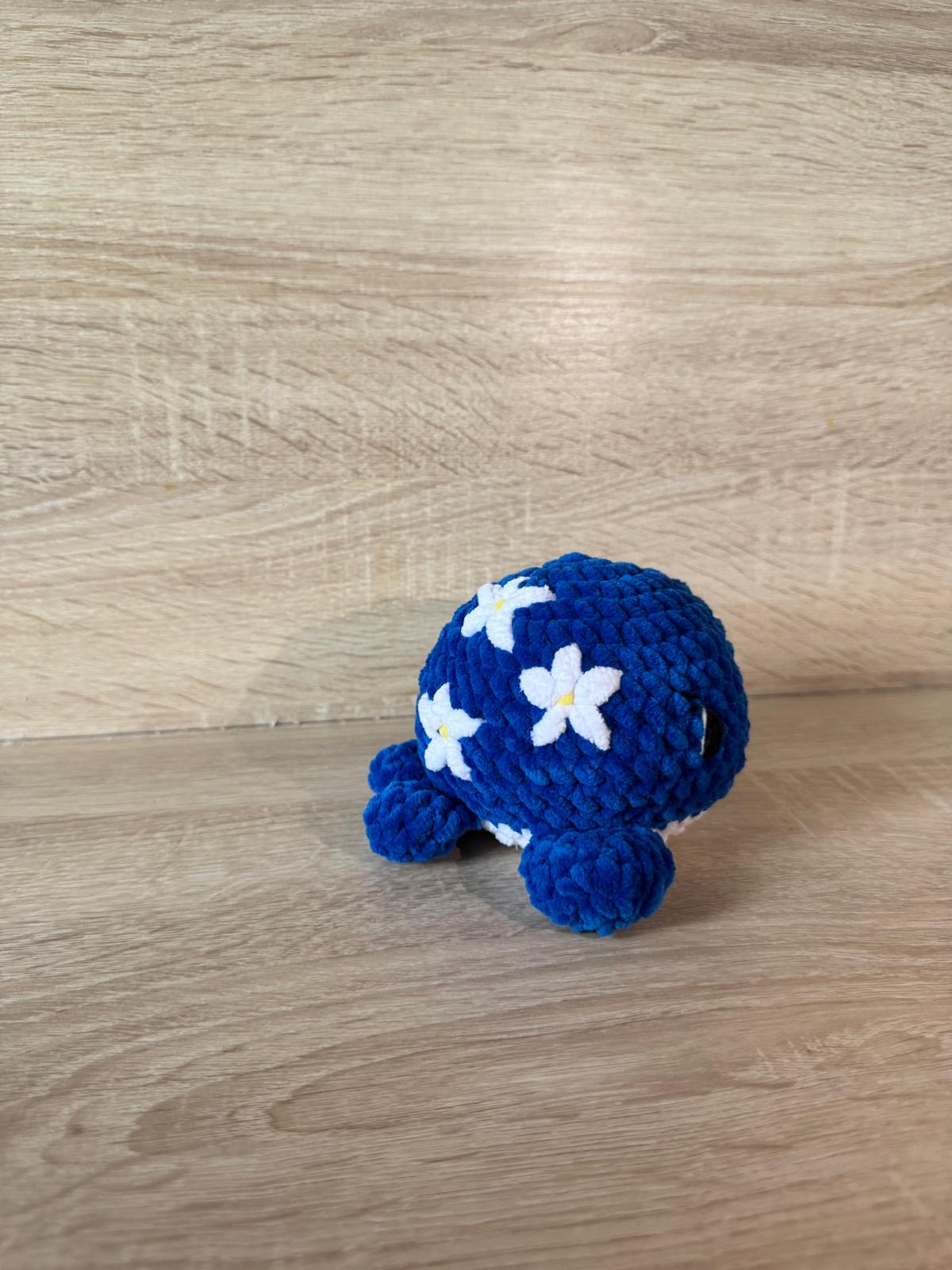 Baleine a fleurs blanches🐳